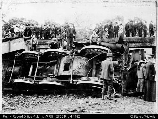 kurkuruc/railway_accident_on_heathcote_line-_4_november_1907.jpg